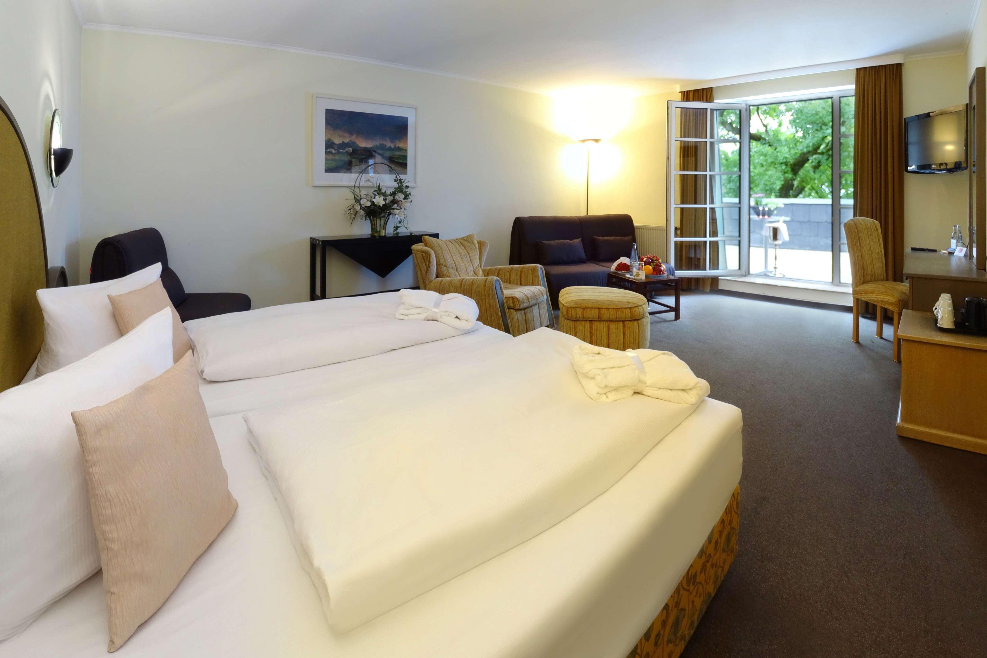 Best Western Hotel Schmoeker-Hof Norderstedt Eksteriør billede