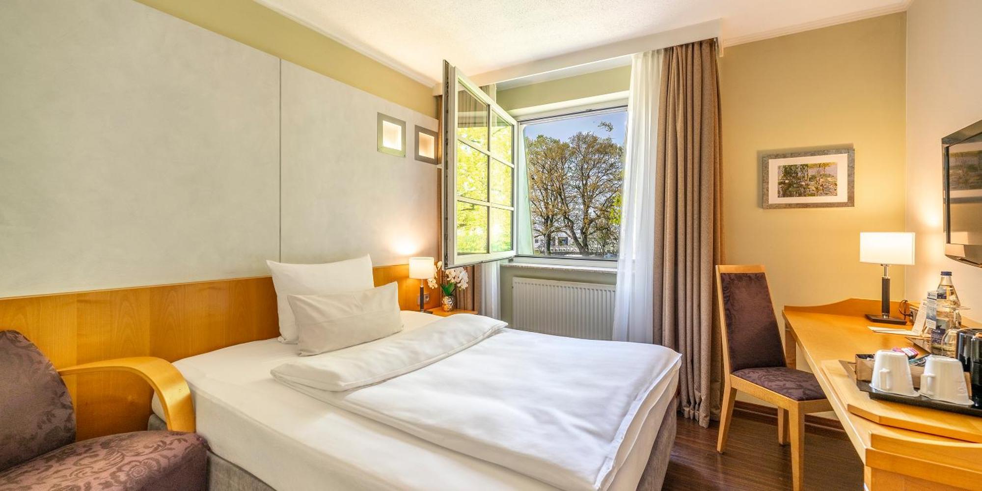 Best Western Hotel Schmoeker-Hof Norderstedt Eksteriør billede