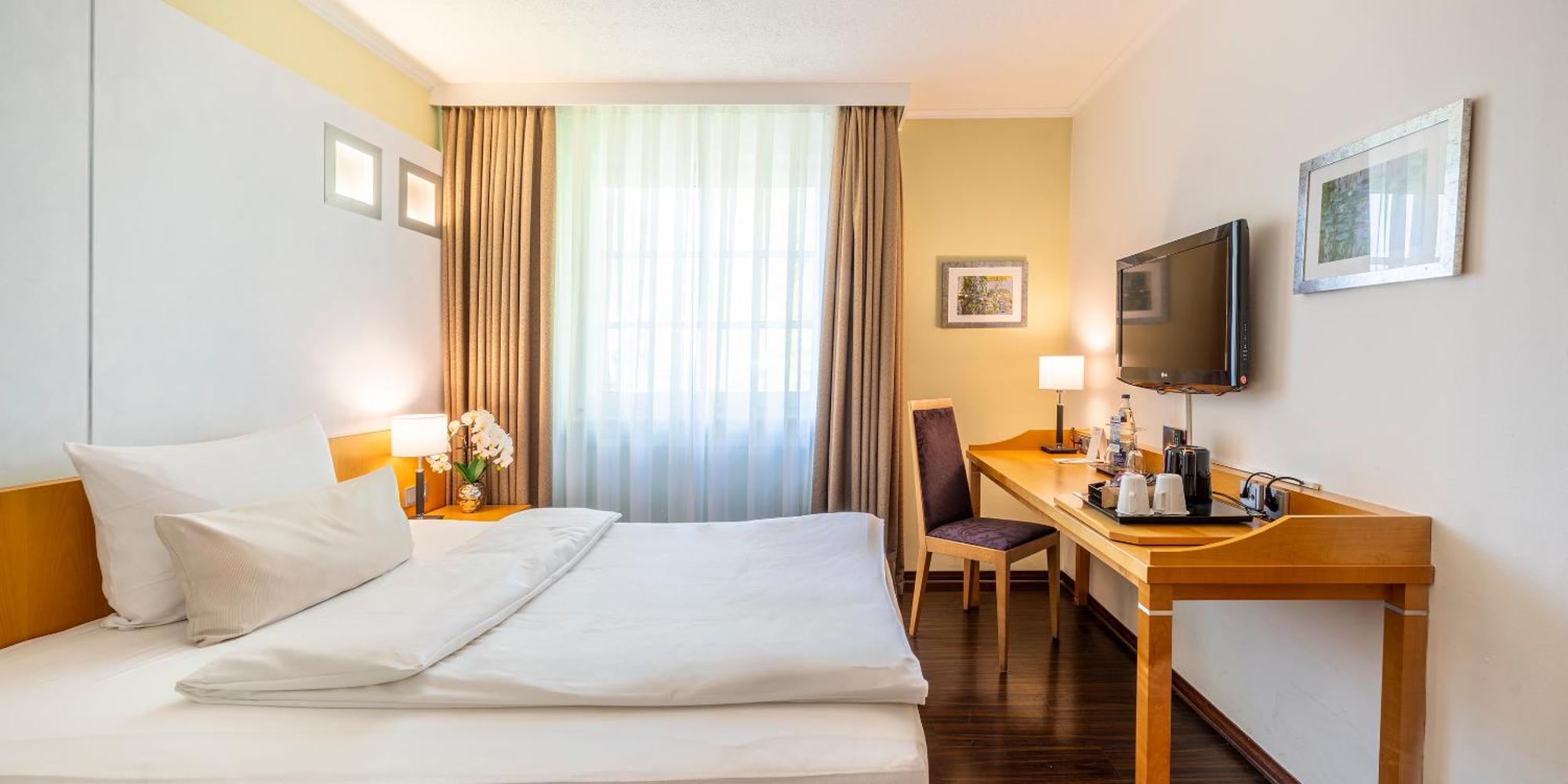 Best Western Hotel Schmoeker-Hof Norderstedt Eksteriør billede